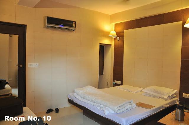 Hotel Golden Deluxe Τζαϊπούρ Εξωτερικό φωτογραφία