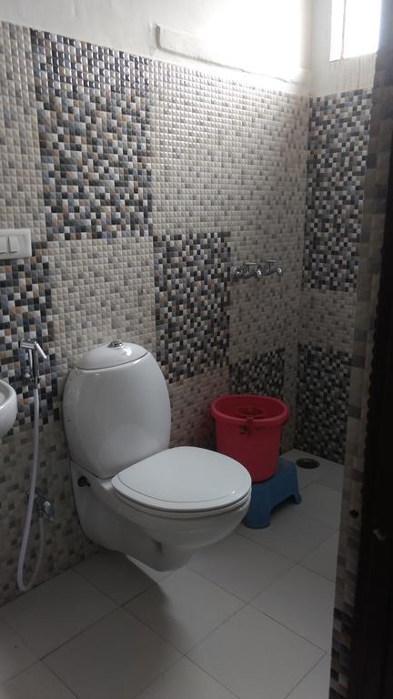 Hotel Golden Deluxe Τζαϊπούρ Εξωτερικό φωτογραφία